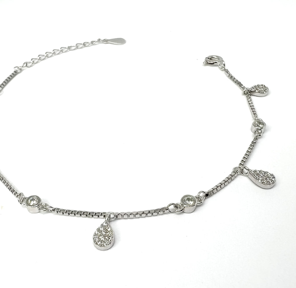 DROP CHARM BRACELET