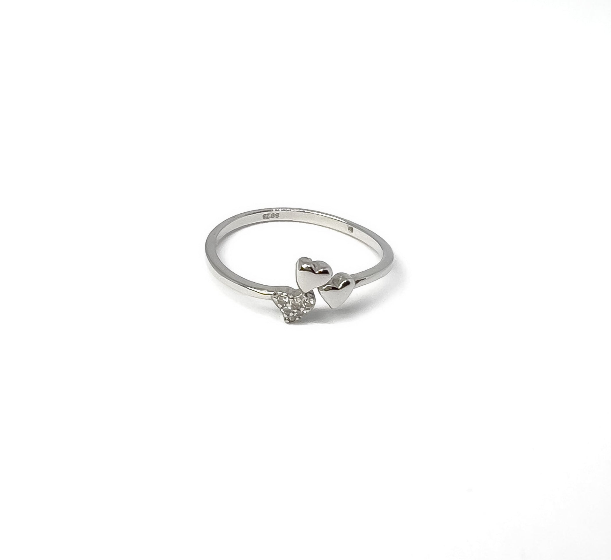 THREE LITTLE HEARTS RING