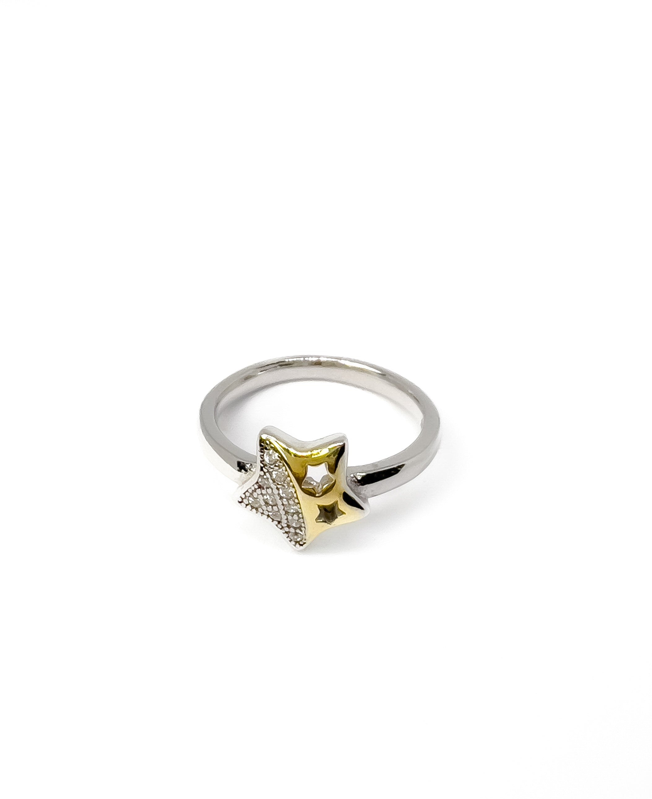 STAR RING