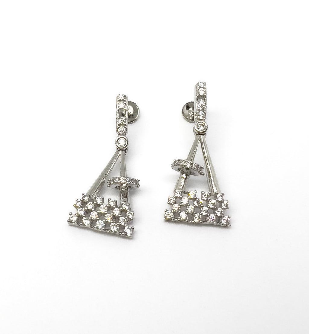 GEOMETRIC DANGLERS